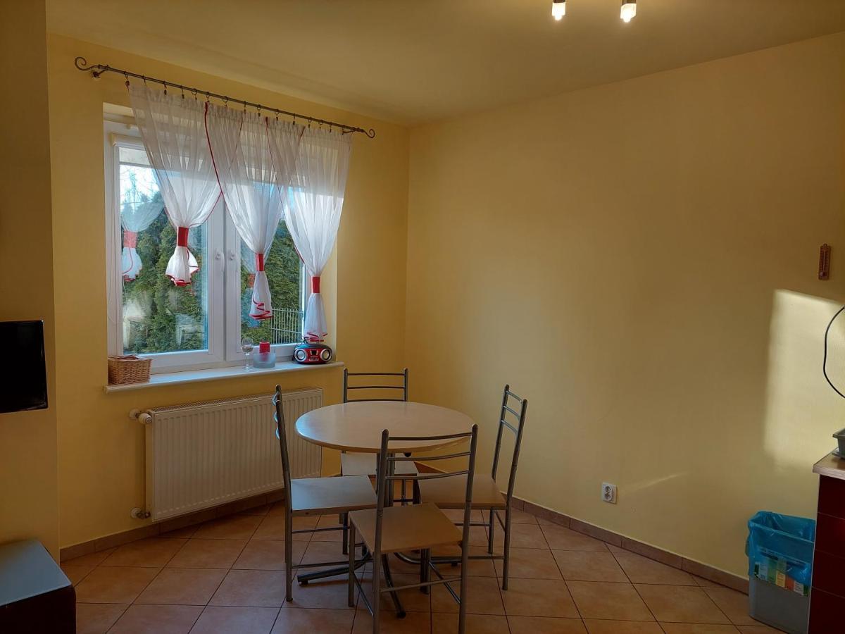 Apartament Z Ogrodkiem Колобжег Экстерьер фото
