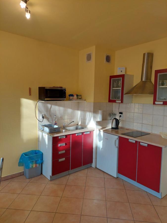 Apartament Z Ogrodkiem Колобжег Экстерьер фото